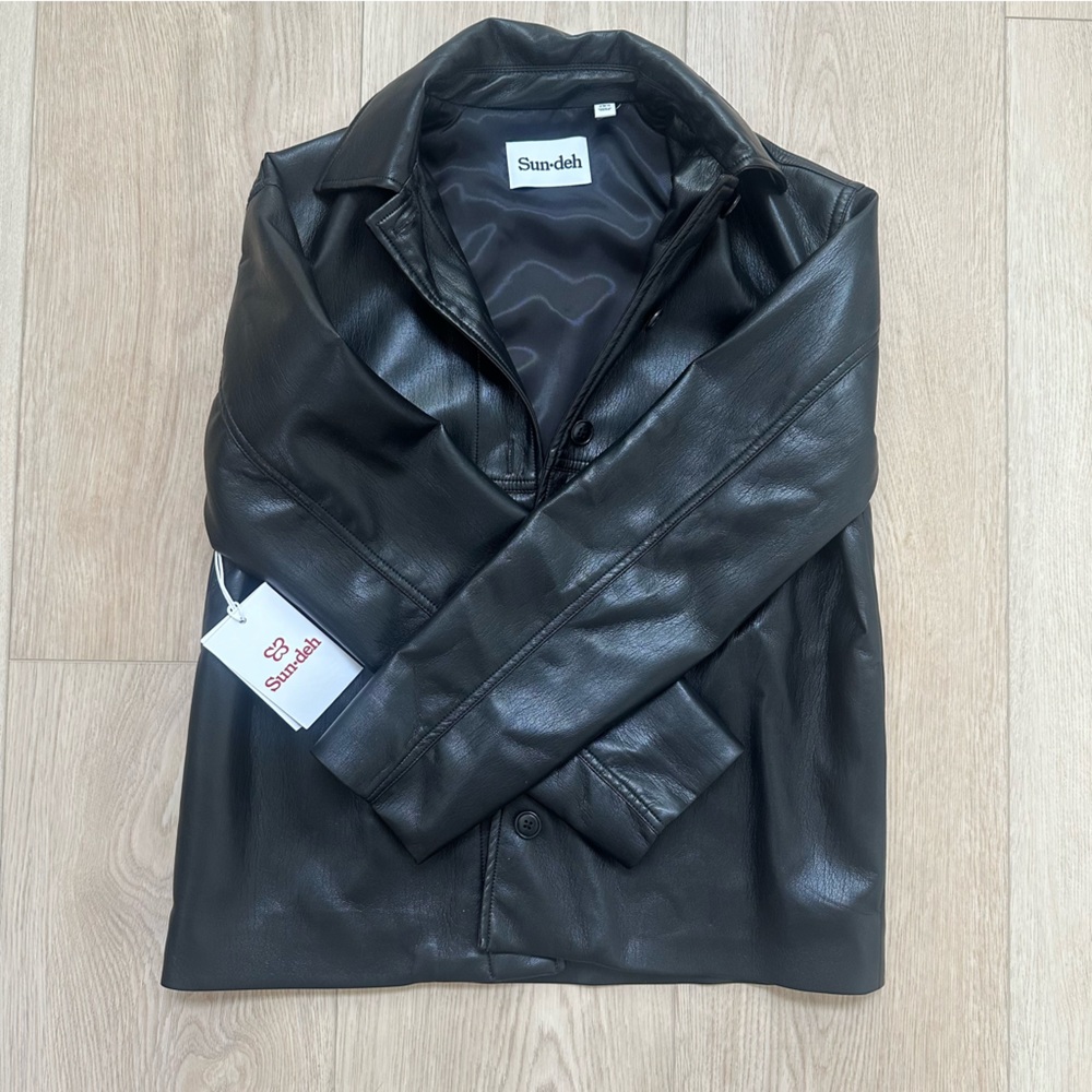 Aritzia Sunday Best Gabby Shirt Jacket